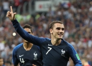 半岛体育网页版入口-法国足球队在重要比赛中晋级