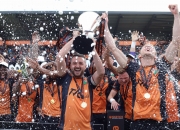 半岛体育投注-关于利兹联客场比分领先，英格兰足球联赛晋级形势喜人！的信息