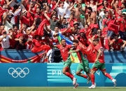 半岛体育注册-法国足球联赛出现激烈角逐，球员展现实力