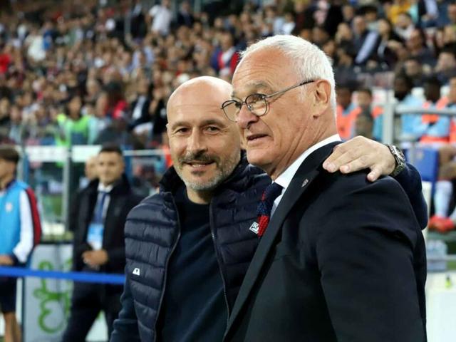 南美传奇教练在国际舞台上获奖，成就辉煌的简单介绍