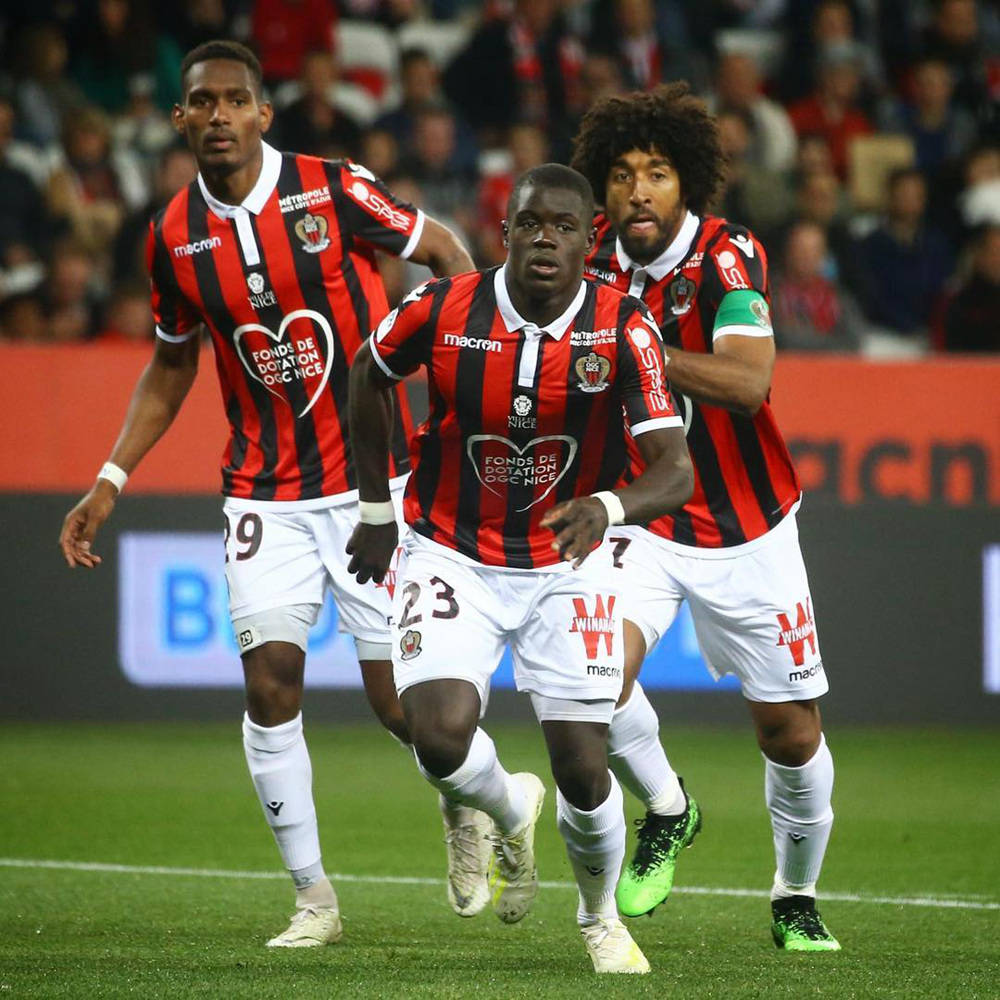 包含尼斯震撼屹立强队行列,法甲冠军争夺纷繁复杂的词条 包含尼斯震撼屹立强队行列,法甲冠军争夺纷繁复杂的词条