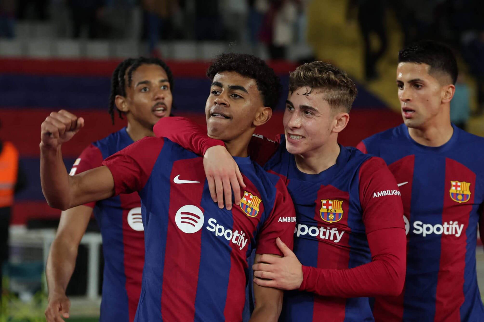 包含巴塞罗那客场逼平对手排名未见明显变化的词条 包含巴塞罗那客场逼平对手排名未见明显变化的词条