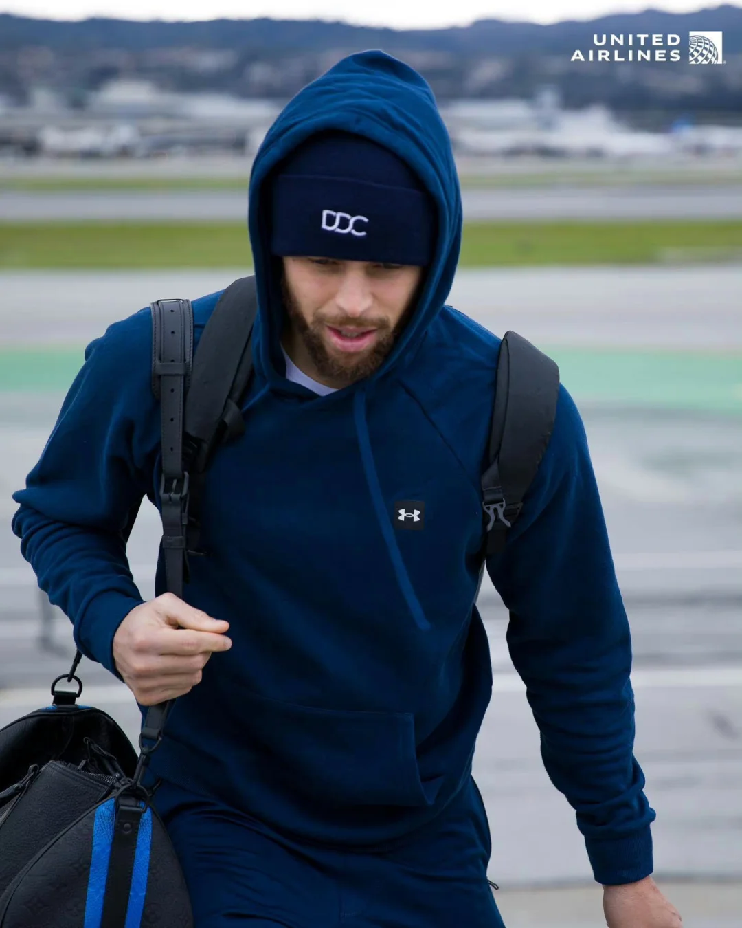 勇士队队员全面进行强化训练备战新赛季 勇士队队员全面进行强化训练备战新赛季