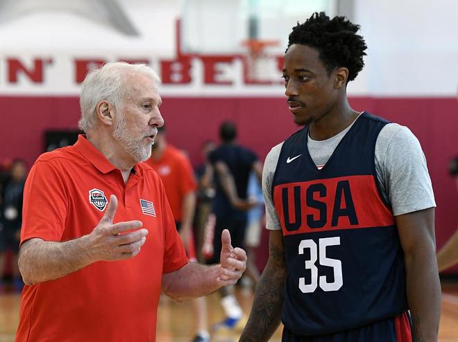 雄鹿大胜马刺，稳固西部次席位置的简单介绍