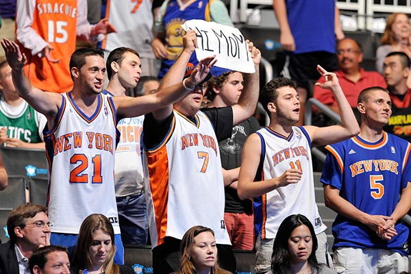 NBA选秀大会在洛杉矶举行,新秀争夺第一顺位 NBA选秀大会在洛杉矶举行,新秀争夺第一顺位