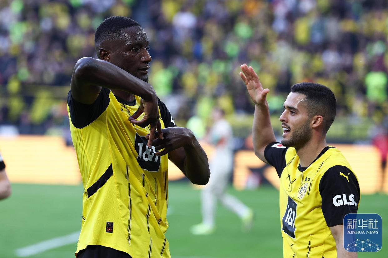 包含门兴格拉德巴赫期待主场胜利,能否战胜斯图加特?的词条 包含门兴格拉德巴赫期待主场胜利,能否战胜斯图加特?的词条