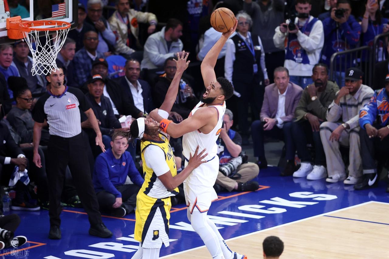 尼克斯客场惨败开拓者，遭遇连败