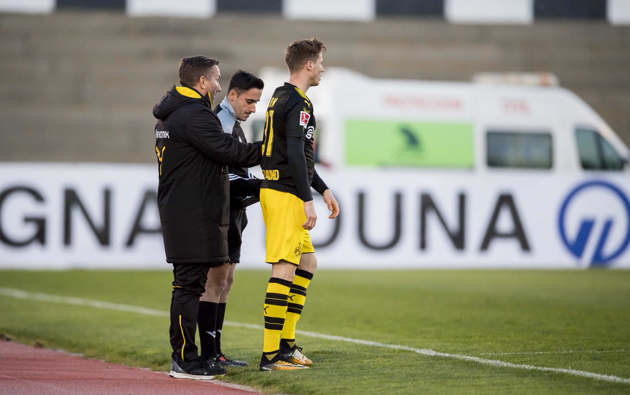 柏林赫塔后卫因伤遗憾缺席下一场 柏林赫塔后卫因伤遗憾缺席下一场