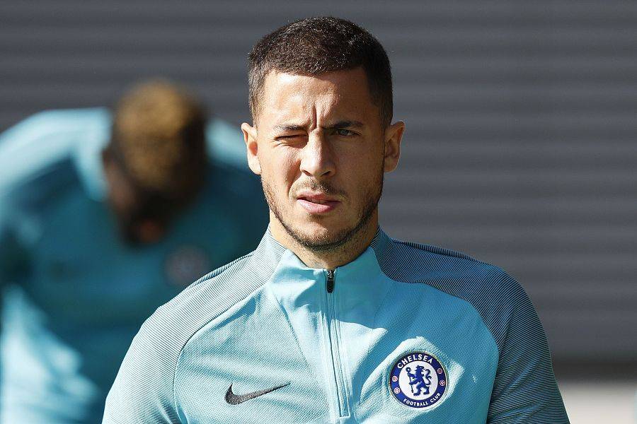 包含阿扎尔因伤再次缺席比赛，球队担心他的复出时间的词条