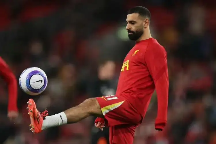 利物浦趁机拉开积分，领跑英超