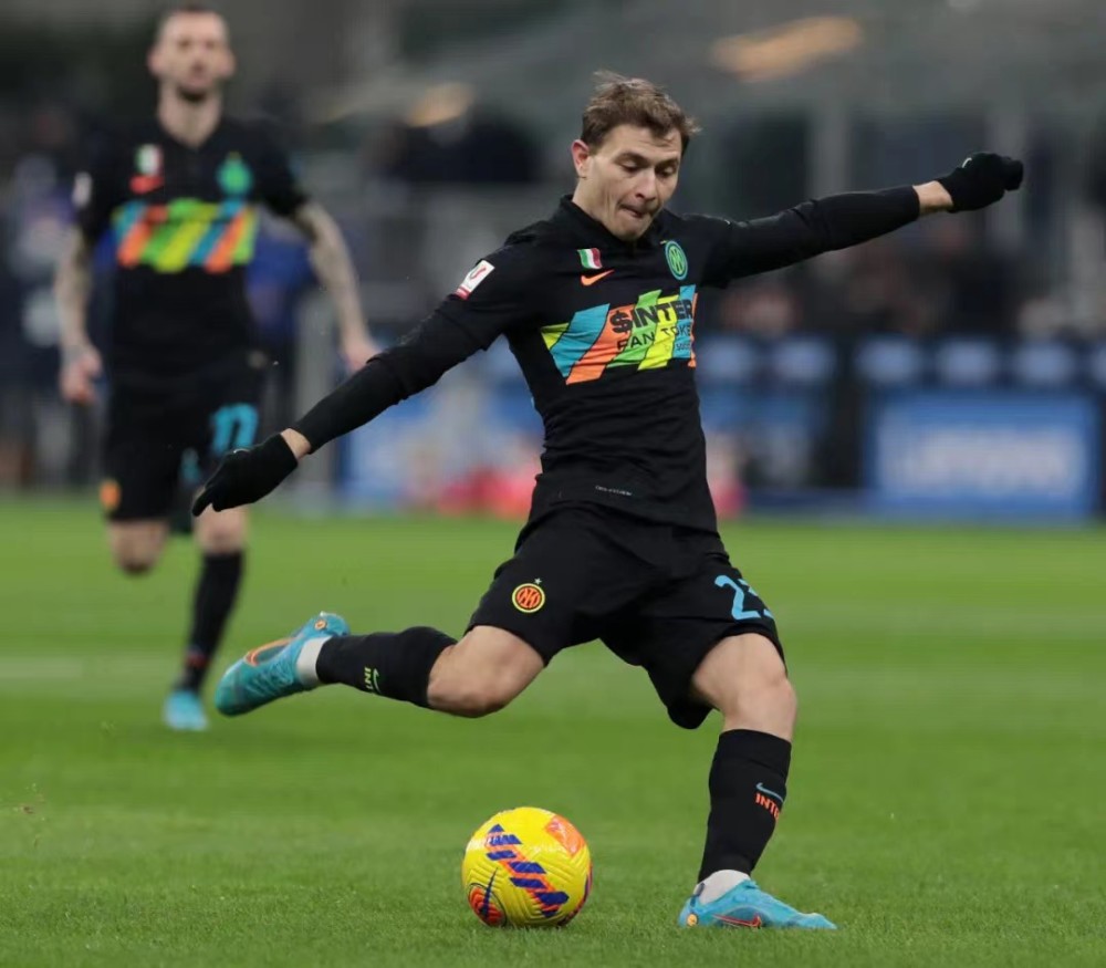 关于捷克共和国球员再次闪耀，贡献胜利的信息