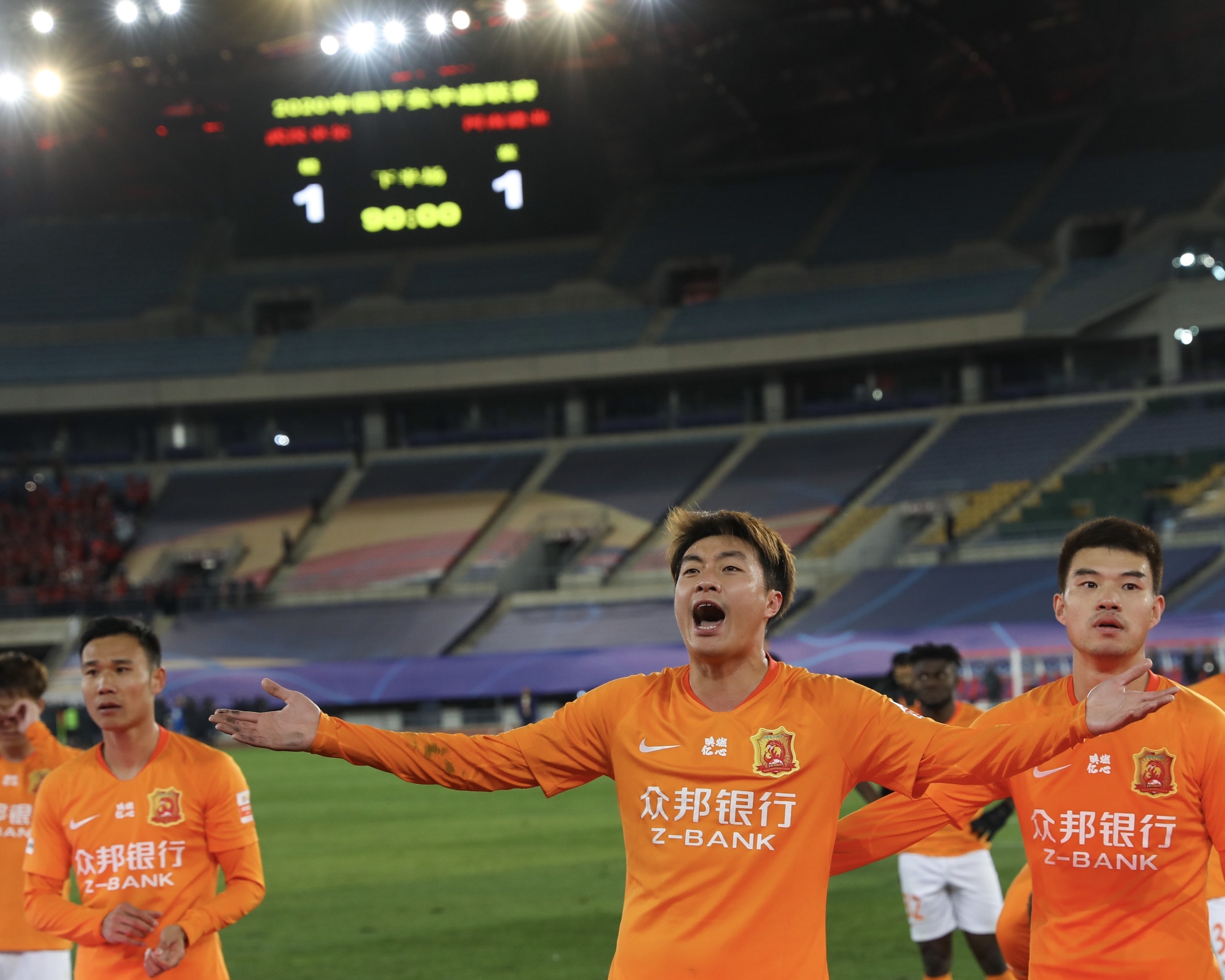 青岛黄海战胜劲旅,完成一场精彩逆转的简单介绍 青岛黄海战胜劲旅,完成一场精彩逆转的简单介绍