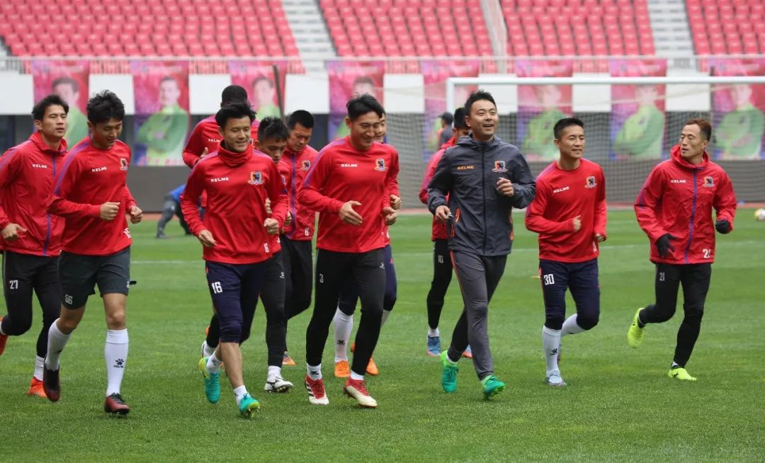 青岛黄海战胜劲旅,完成一场精彩逆转的简单介绍 青岛黄海战胜劲旅,完成一场精彩逆转的简单介绍