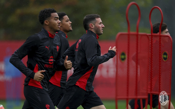 AC米兰备战全面展开,准备迎接关键战役的简单介绍 AC米兰备战全面展开,准备迎接关键战役的简单介绍